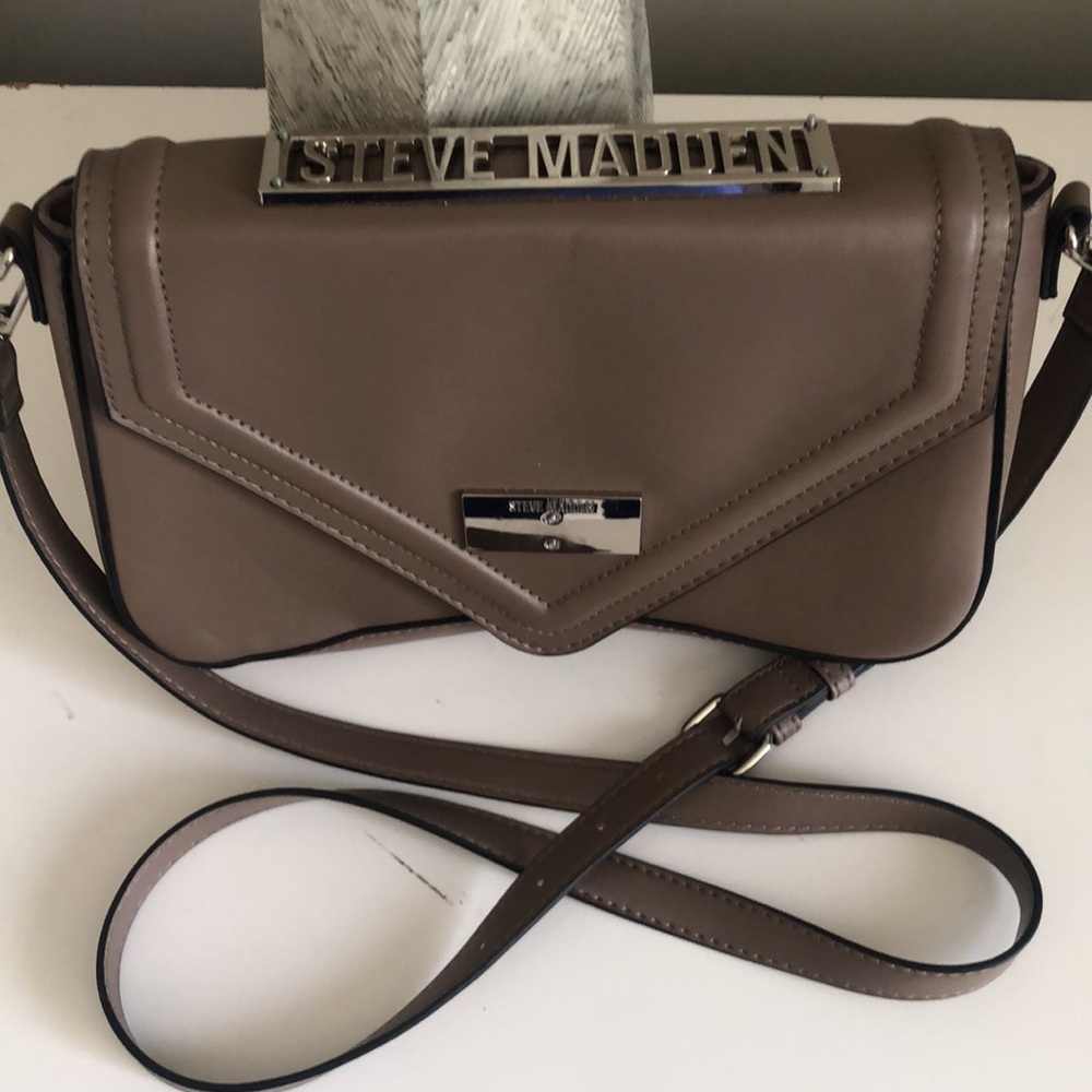 Steve Madden Crossbady bag